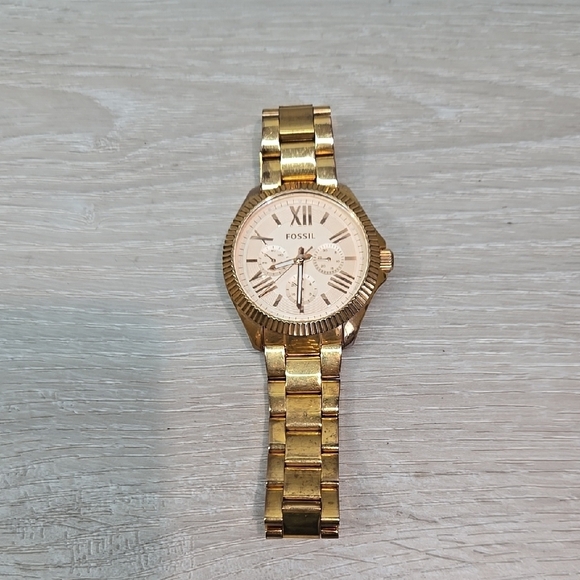 Fossil Gold-Tone AM4569 Rose Gold 7417200 Stainless Syeel 10ATM Watch - Picture 1 of 8